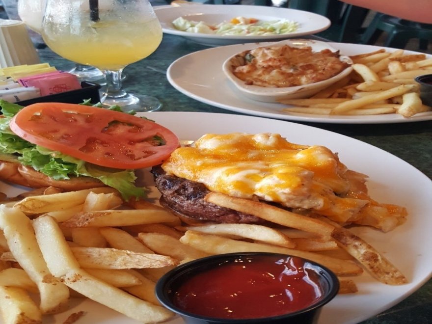 Harpoon Hanna's